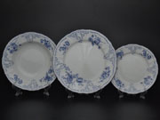 Набор тарелок на 6 персон 18 предметов Бернадотт Синие розы 24074 Чехия