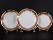 Набор тарелок на 6 персон 18 предметов Тхун Констанция Рубин Золотой орнамент 76271 Чехия